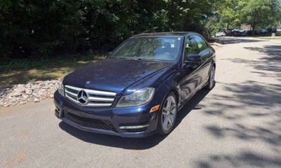 2013 Mercedes-Benz C-Class C300