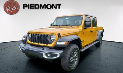 2026 Jeep Gladiator Sport