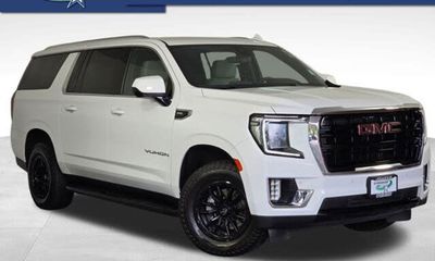 2022 GMC Yukon XL SLE