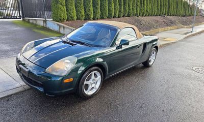 2002 Toyota MR2 Spyder