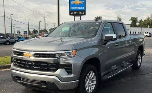 2026 Chevrolet Silverado LT