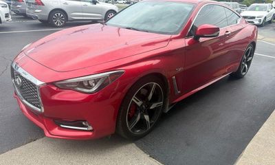 2018 Infiniti Q60 RED Sport 400