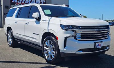 2022 Chevrolet Suburban High Country