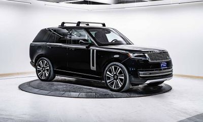 2023 Land Rover Range SE
