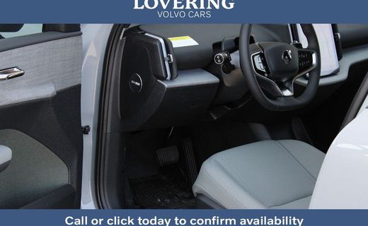2026 Volvo EX30 CC Ultra