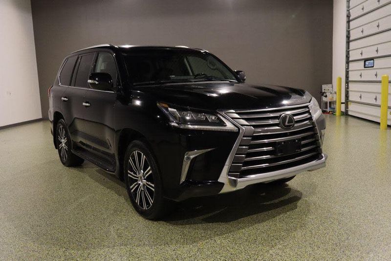 2018 Lexus LX — a typically priced live listing