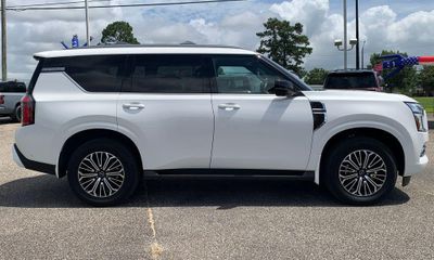 2025 Nissan Armada SL