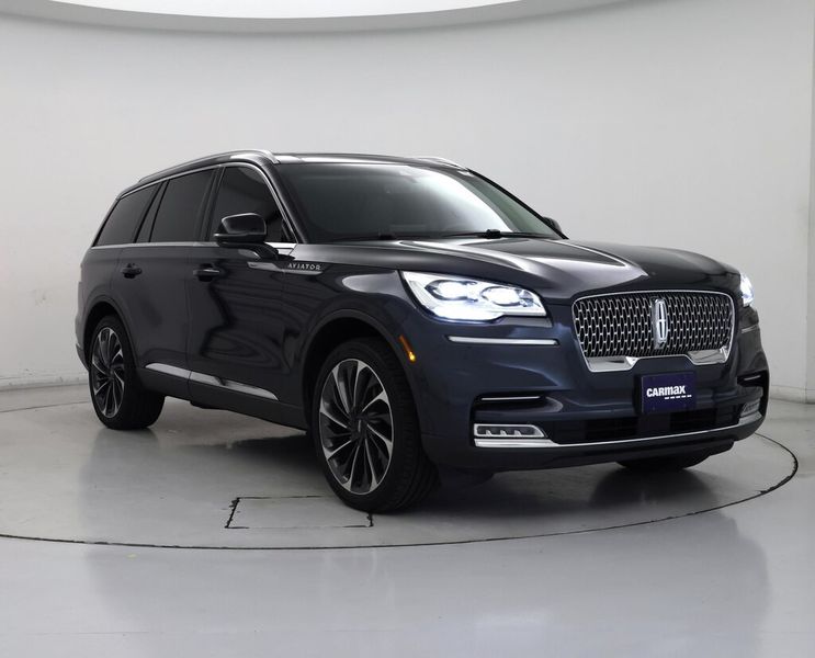 2023 Lincoln Aviator — a typically priced live listing