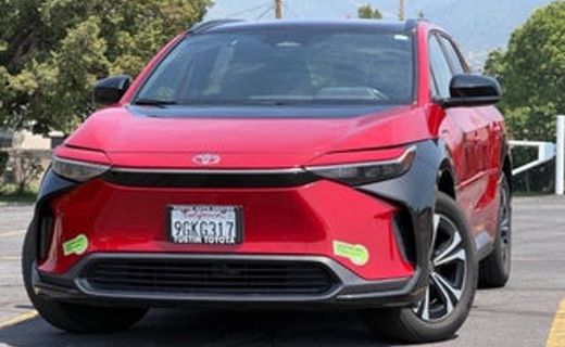 2023 Toyota BZ4X Limited