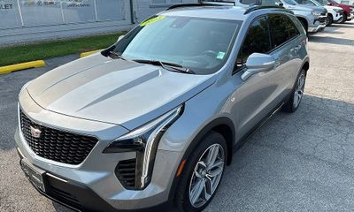 2023 Cadillac XT4 Sport