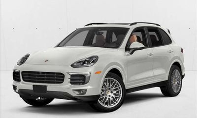 2018 Porsche Cayenne Base Platinum Edition