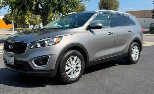 2017 Kia Sorento LX