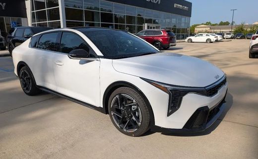 2026 Kia K4
