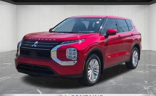 2024 Mitsubishi Outlander ES