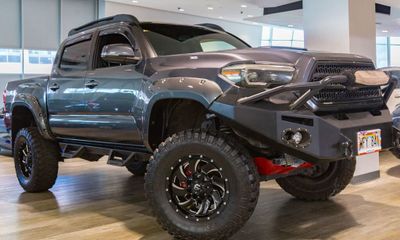 2016 Toyota Tacoma SR5 TRD OFF