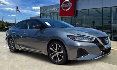 2023 Nissan Maxima