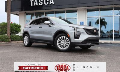 2024 Cadillac XT4 Luxury