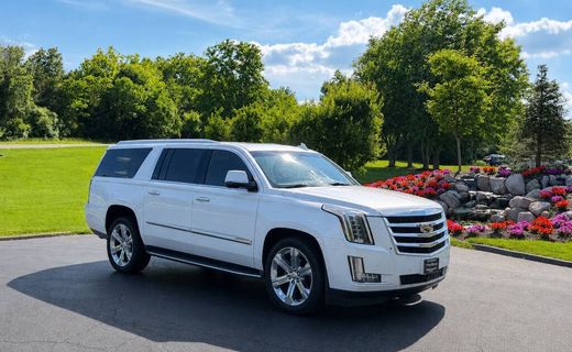 2016 Cadillac Escalade ESV Luxury