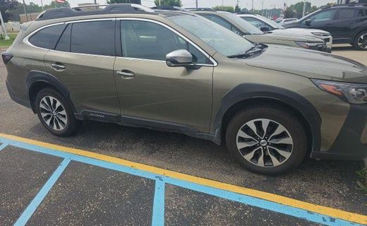 2025 Subaru Outback Touring