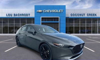 2023 Mazda MAZDA3 Premium Package