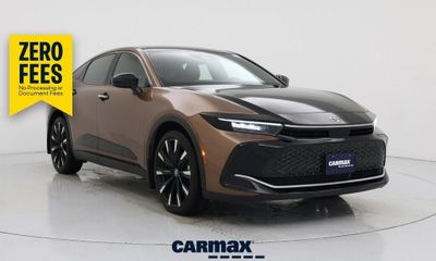 2023 Toyota Crown Platinum