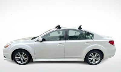 2013 Subaru Legacy Limited M R