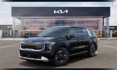 2026 Kia Carnival LXS