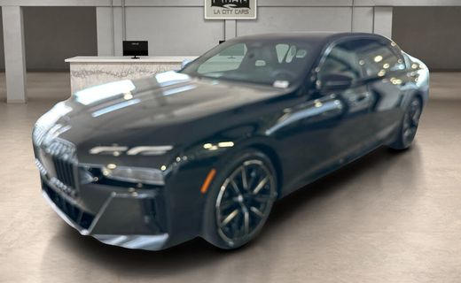 2025 BMW 740I