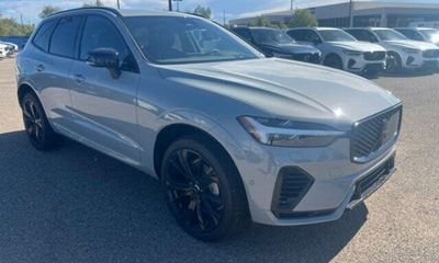 2026 Volvo XC60 Ultra Black Edition