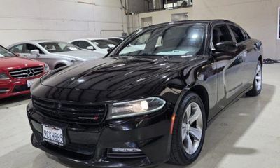 2017 Dodge Charger SXT