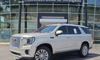 2023 GMC Yukon Denali