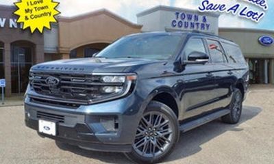 2027 Ford Expedition Active
