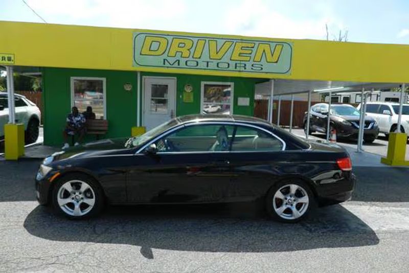 2008 Bmw 328I — a typically priced live listing
