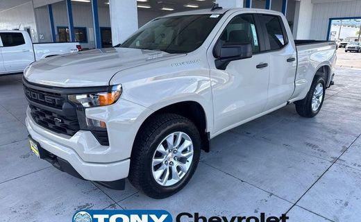 2026 Chevrolet Silverado Custom
