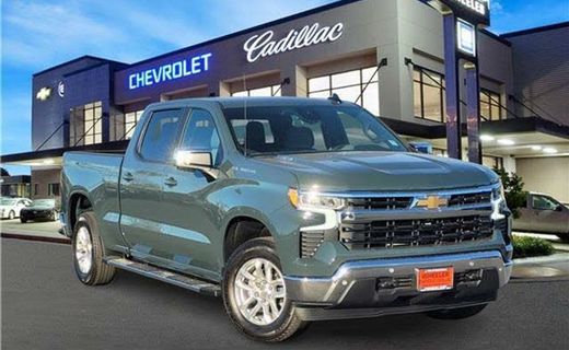 2025 Chevrolet Silverado LT