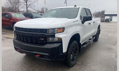 2020 Chevrolet Silverado Trail Boss Custom