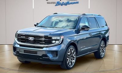 2027 Ford Expedition Platinum