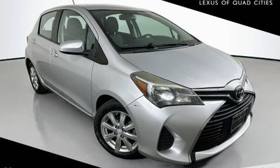 2015 Toyota Yaris LE