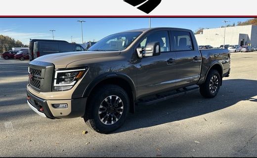 2023 Nissan Titan