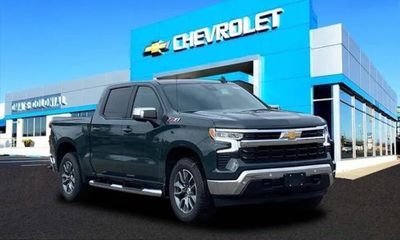 2026 Chevrolet Silverado LT