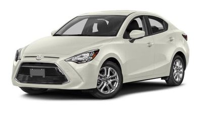 2017 Toyota Yaris IA Base