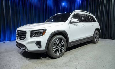 2026 Mercedes-Benz GLB-Class GLB250