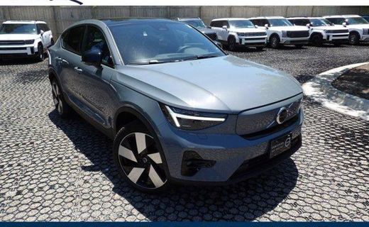 2023 Volvo C40 Ultimate Dark
