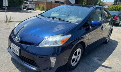 2013 Toyota Prius TWO