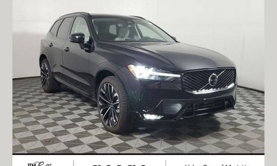 2026 Volvo XC60 Ultra Dark