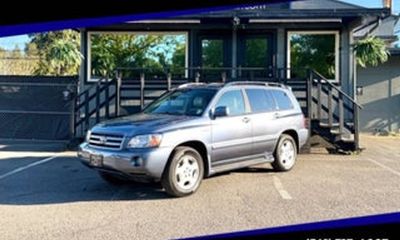 2002 GMC Yukon Base