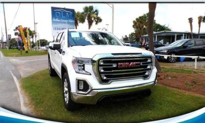 2020 GMC Sierra SLT