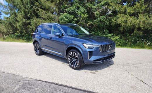 2026 Volvo XC90 Ultra Bright