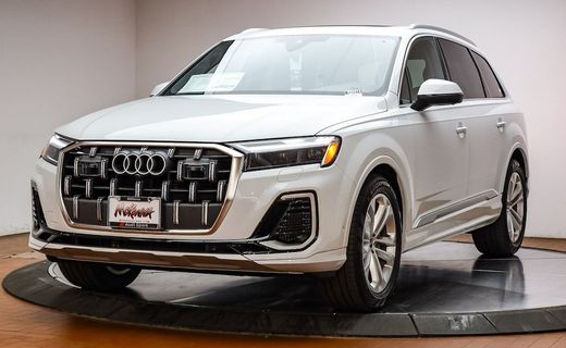 2026 Audi Q7 Quattro Premium Plus