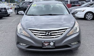 2013 Hyundai Sonata SE Navi Limited